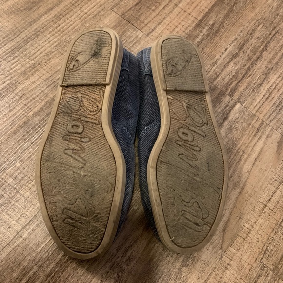 Two pairs of shoes - Picture 6 of 6